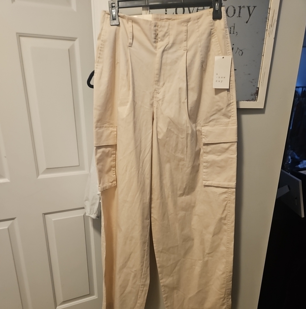 Target Women Tan Cargo Pants